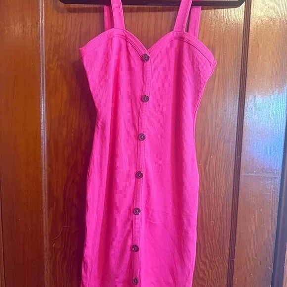 Dresses & Skirts - Hot Pink Button-Front Women's Sundress